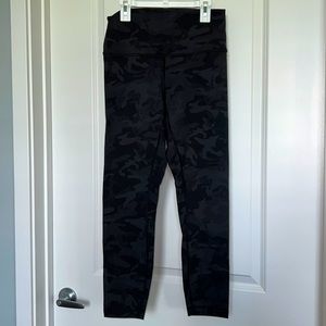 Lululemon camo leggings - Size 8